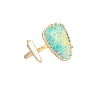 Kendra Scott Aussie ring Aqua Kyocera Opal Size 8